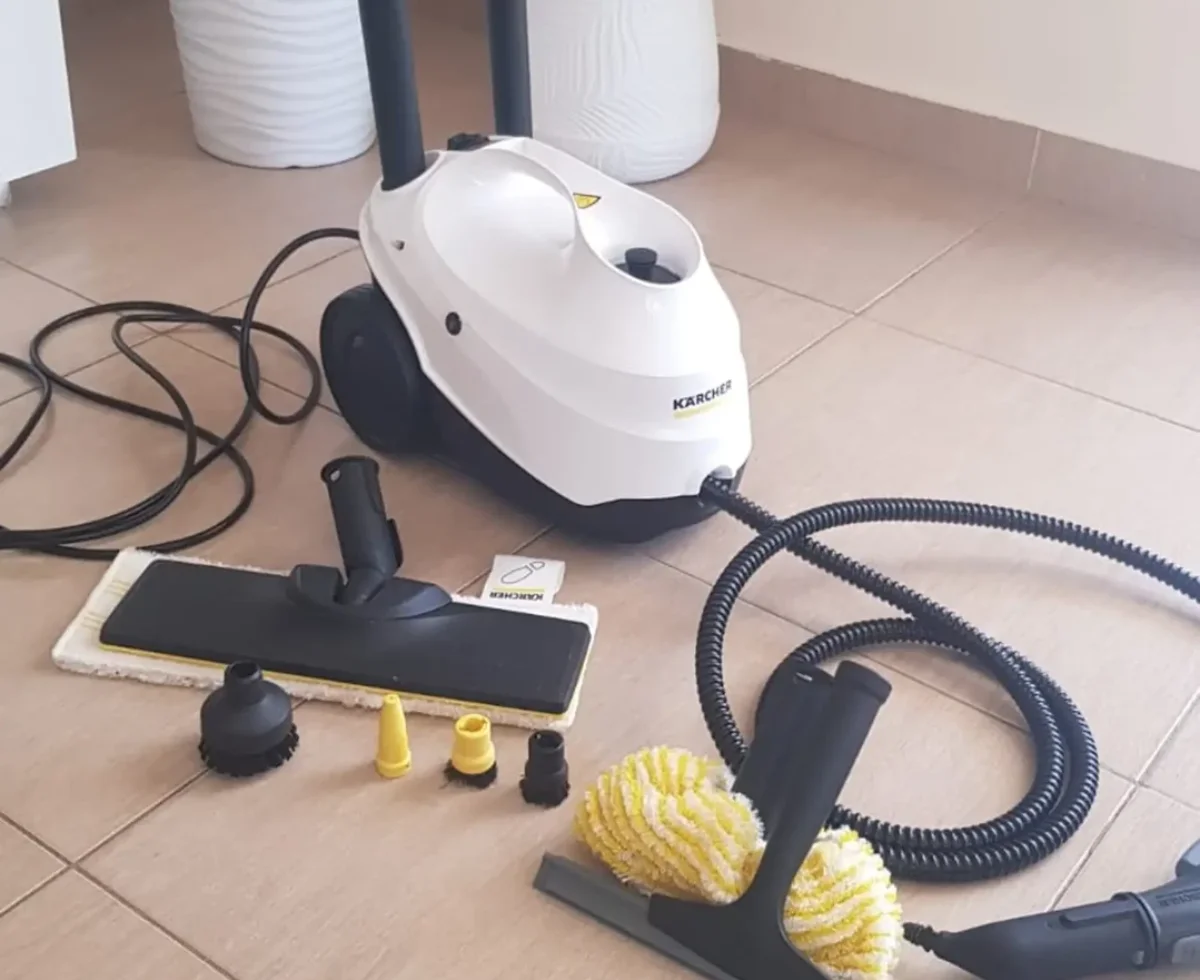 Lättanvänd ångtvätt Karcher SC 3 easyfix att hyra i Nybro av Kevin Bäckström